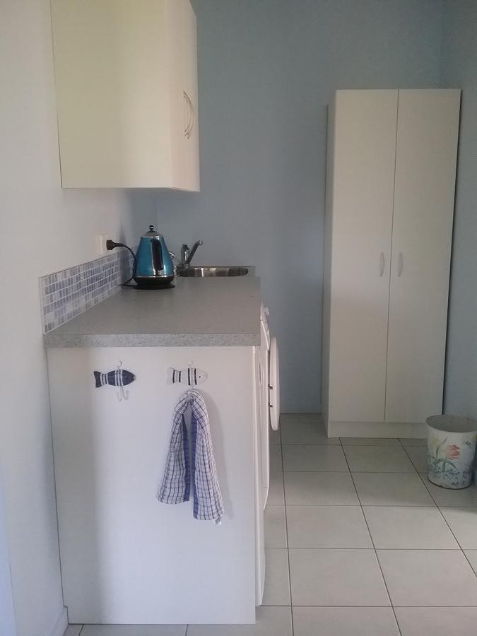 Sandcastle Bnb Ruakaka Bagian luar foto